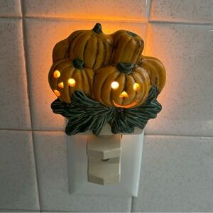 Vintage Fall Thanksgiving Halloween Pumpkin Night‎ Plug In
